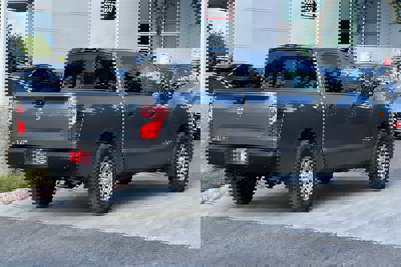 Used 2021 Nissan Titan S w/ S Utility Package image 3