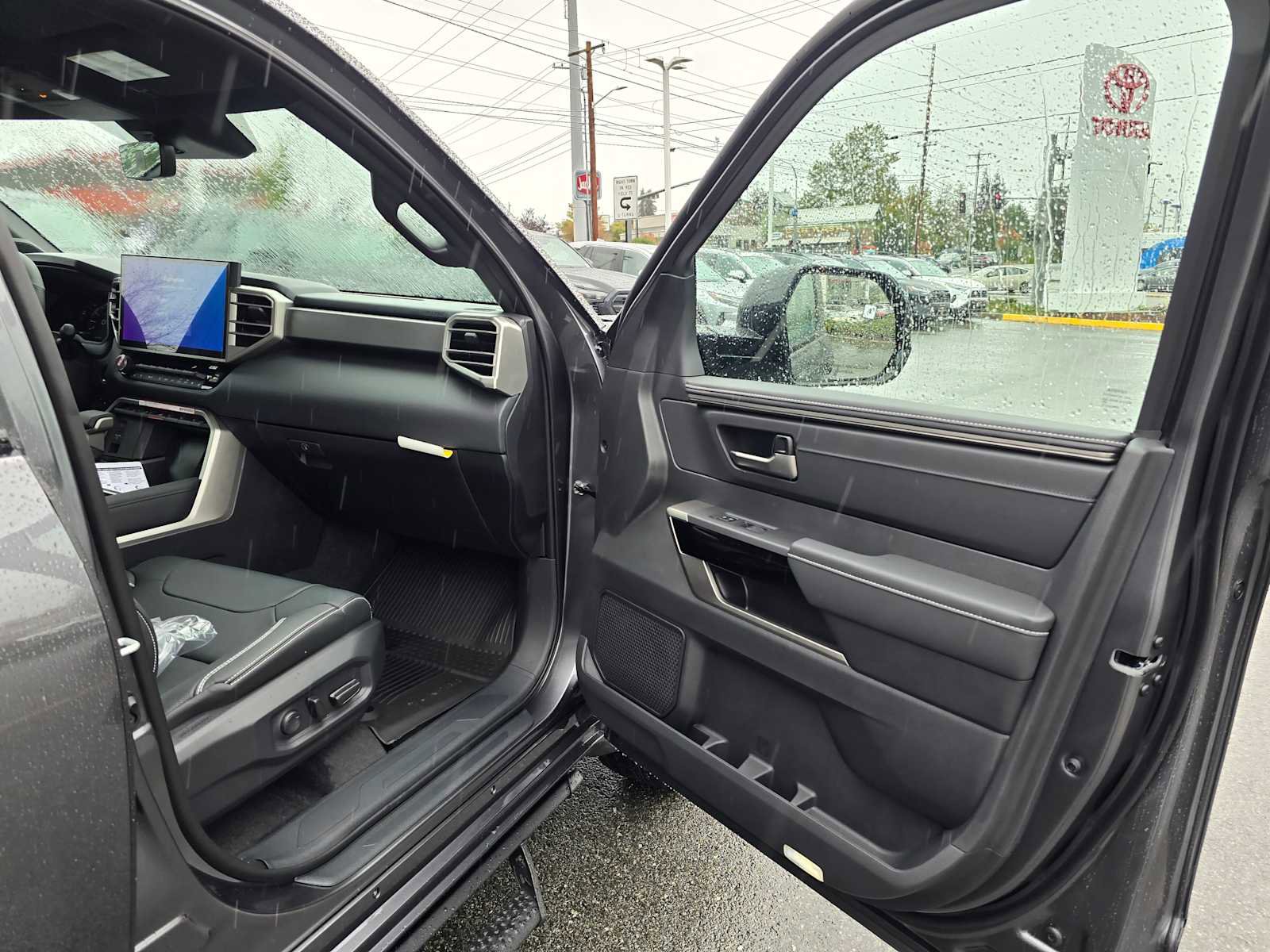 New 2026 Toyota Tundra Limited image 10