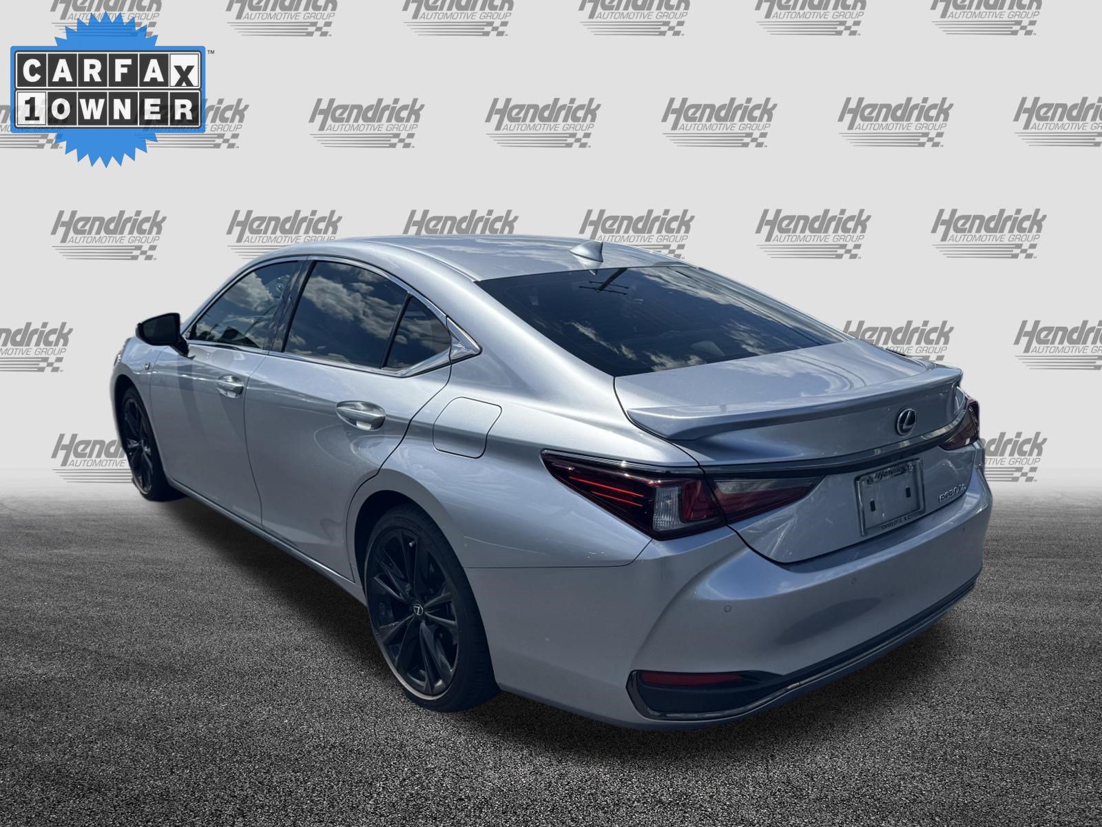 Used 2023 Lexus ES 300h F Sport FWD image 8
