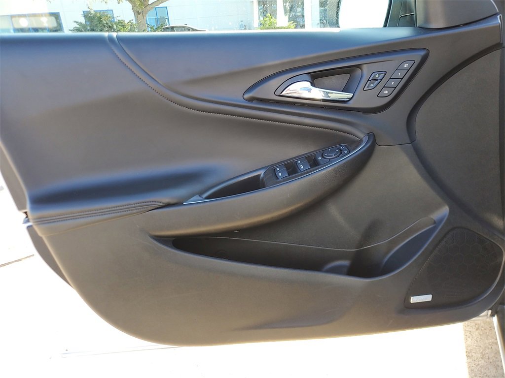 Used 2024 Chevrolet Malibu LT image 16