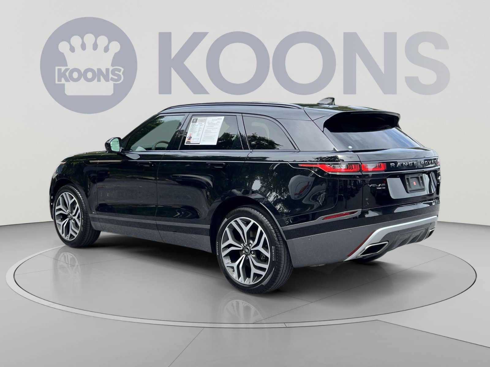 Used 2019 Land Rover Range Rover Velar R-Dynamic HSE AWD/4WD image 8