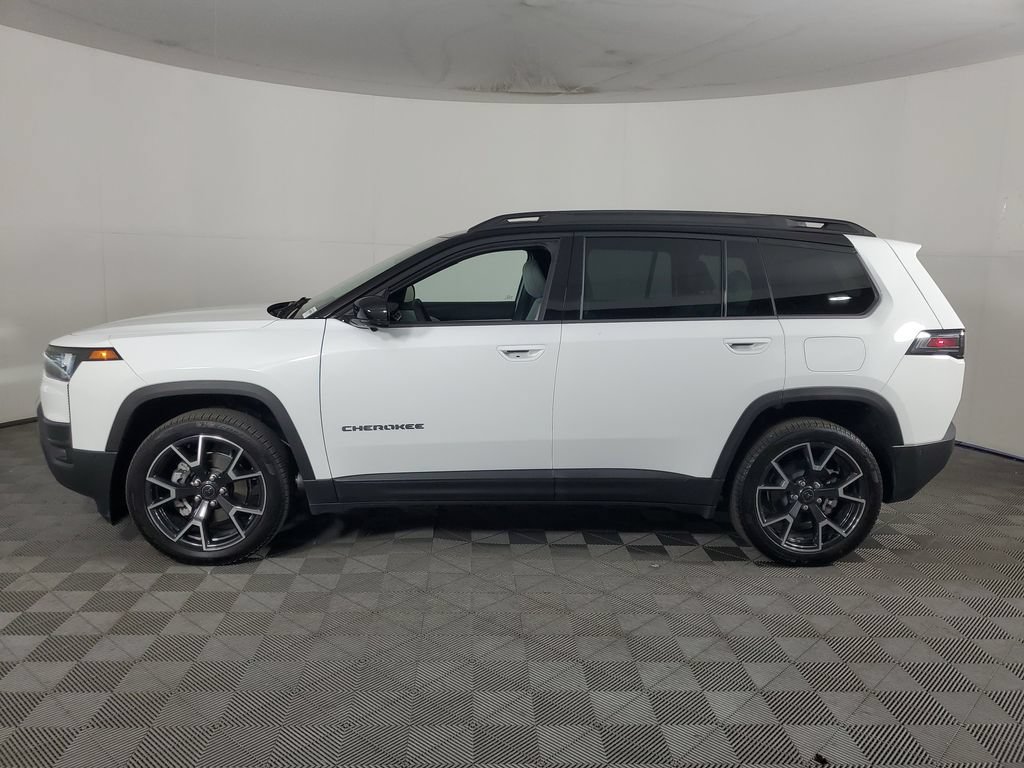 Used 2026 Jeep Cherokee Overland w/ Advanced Pro Tech Group AWD/4WD image 7