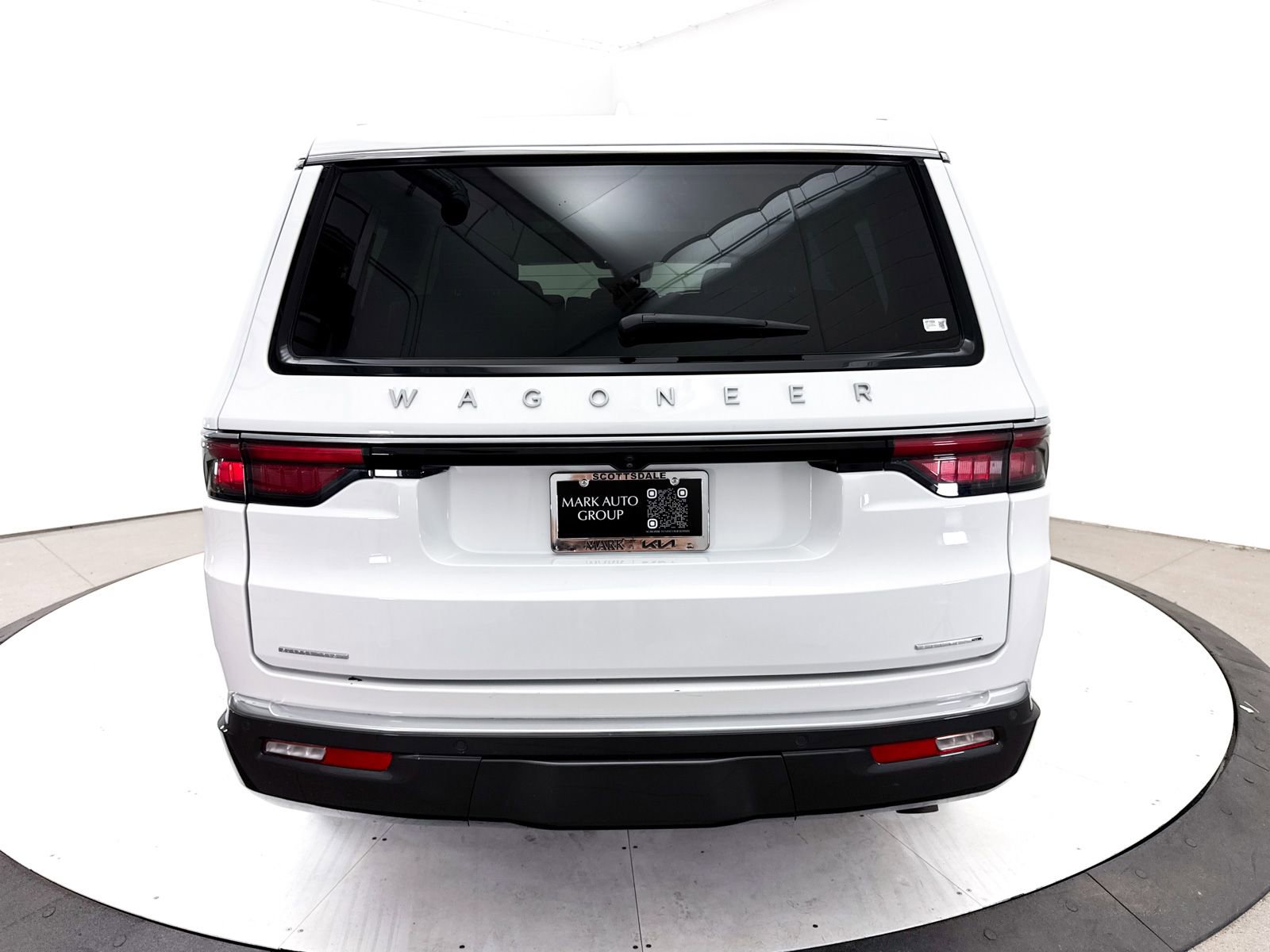Used 2022 Jeep Wagoneer Series II w/ Premium Group I RWD image 18