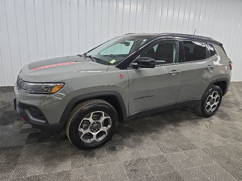 Used 2022 Jeep Compass Trailhawk w/ Trailhawk Elite Group AWD/4WD image 6