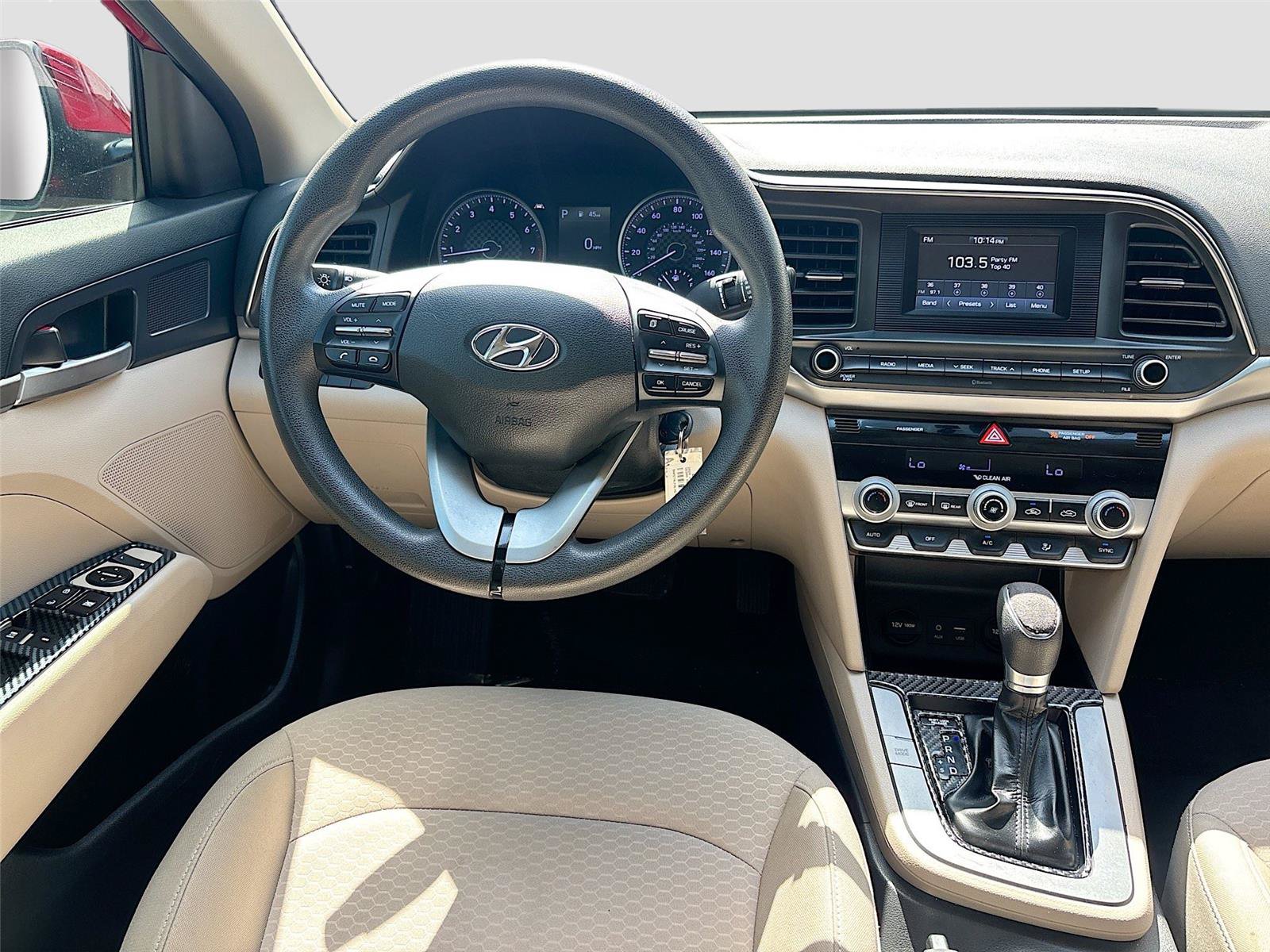 Used 2020 Hyundai Elantra SE FWD image 20