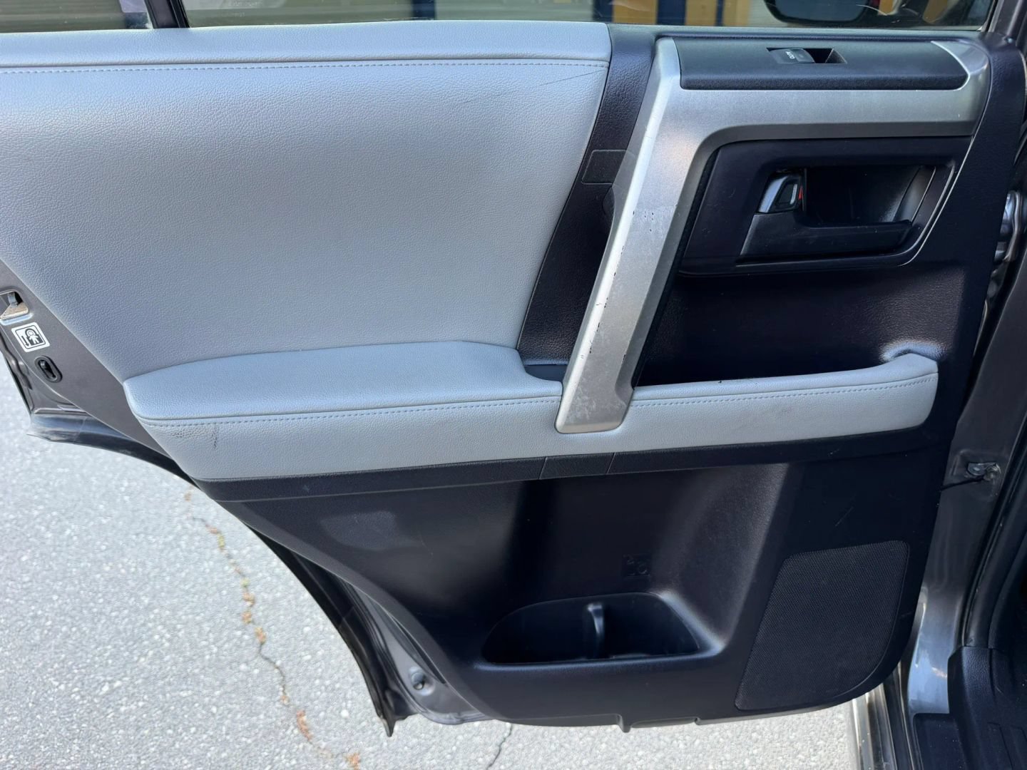 Used 2013 Toyota 4Runner SR5 w/ Convenience Pkg RWD image 10
