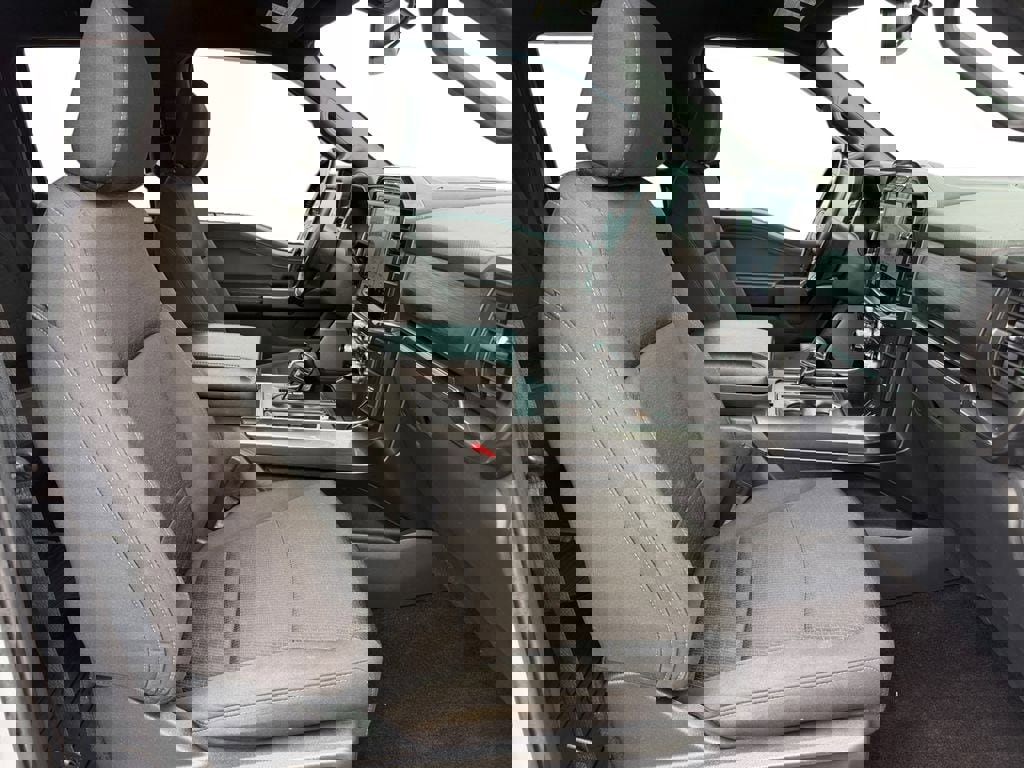 Used 2022 Ford F150 XLT w/ Equipment Group 302A High image 17