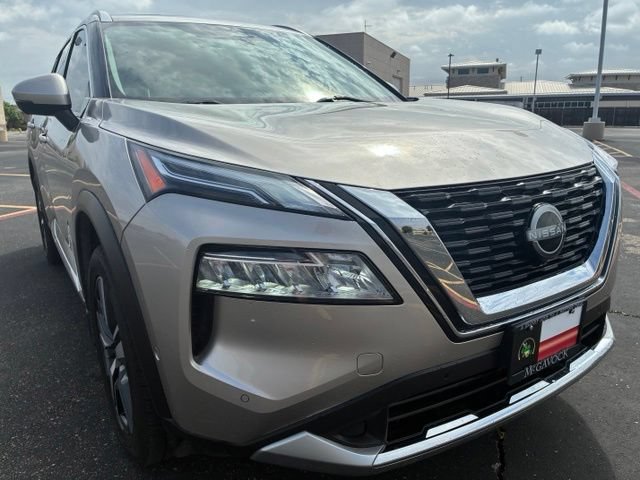 Certified 2023 Nissan Rogue Platinum w/ Platinum Premium Package FWD image 8