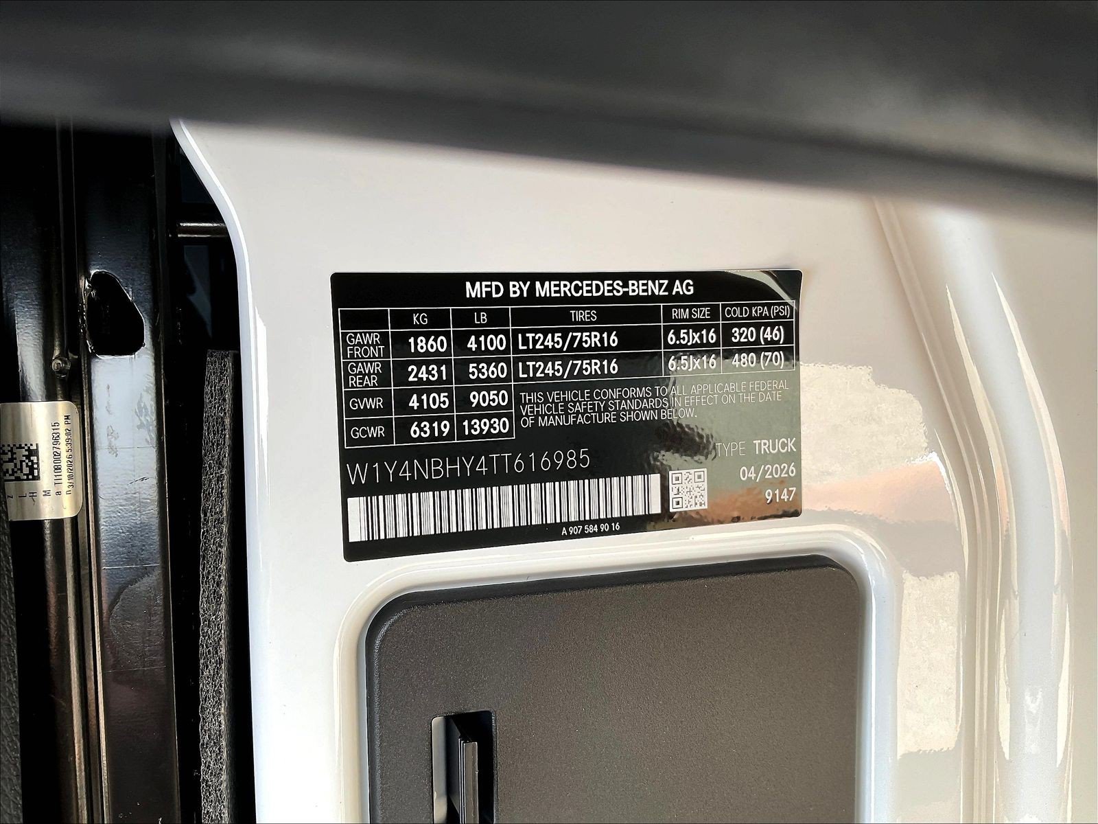 New 2026 Mercedes-Benz Sprinter 2500 image 18