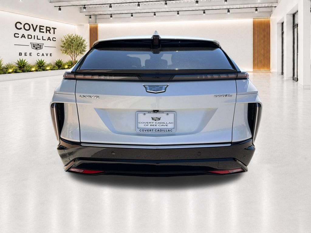 Used 2024 Cadillac Lyriq Luxury AWD/4WD image 9