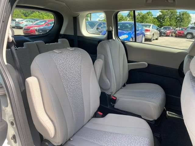 Used 2012 MAZDA MAZDA5 Sport FWD image 20