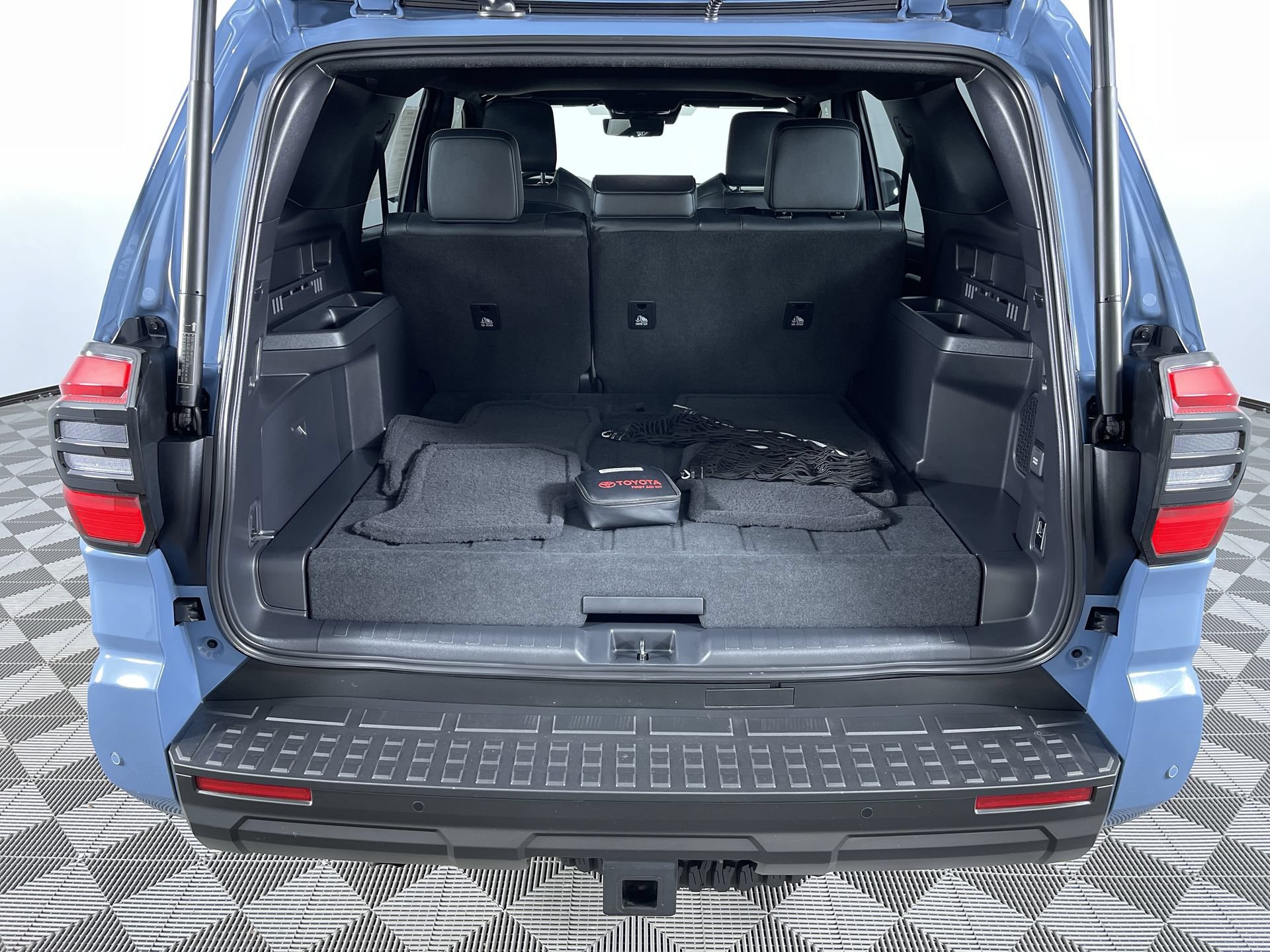 Used 2025 Toyota 4Runner TRD Off-Road Premium w/ Tow Technology Package AWD/4WD image 25