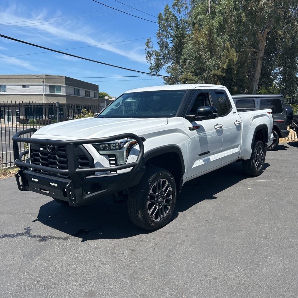 Used 2024 Toyota Tundra Limited w/ TRD Off-Road Package AWD/4WD image 23