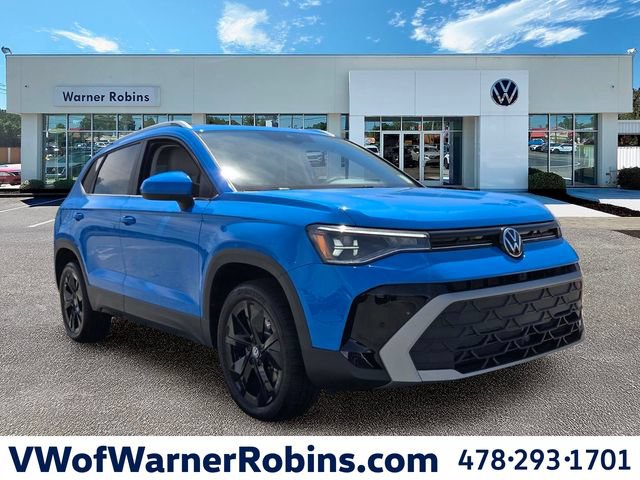 New 2026 Volkswagen Taos SE FWD image 1
