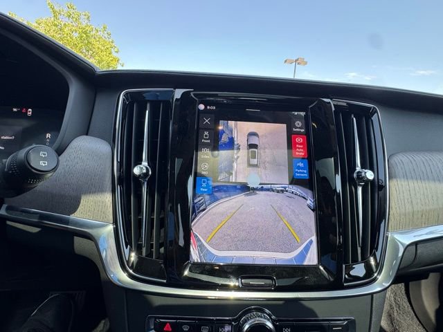 New 2026 Volvo V90 B6 Cross Country Ultra w/ Climate Package image 29