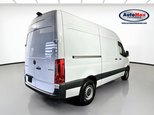 Used 2025 Mercedes-Benz Sprinter 2500 image 2