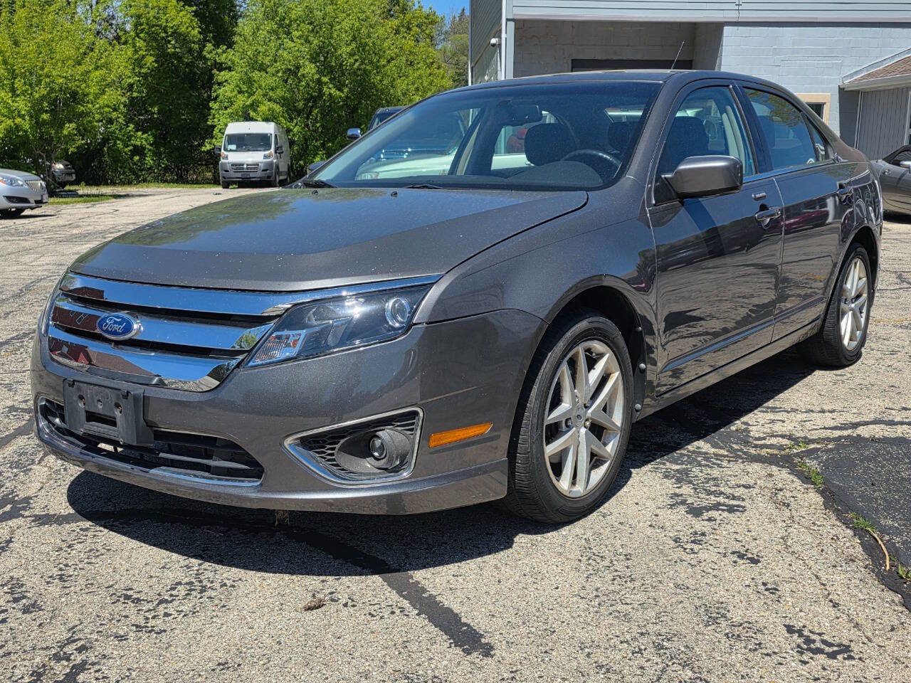 Used 2011 Ford Fusion SEL FWD image 2