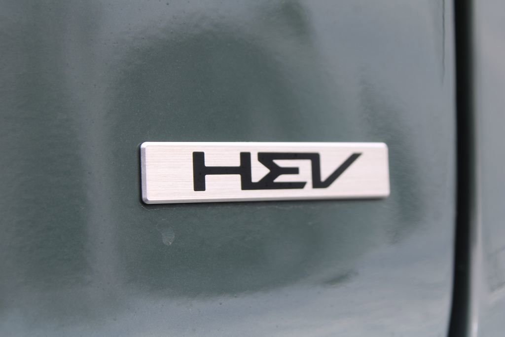 Certified 2024 Kia Niro EX image 9