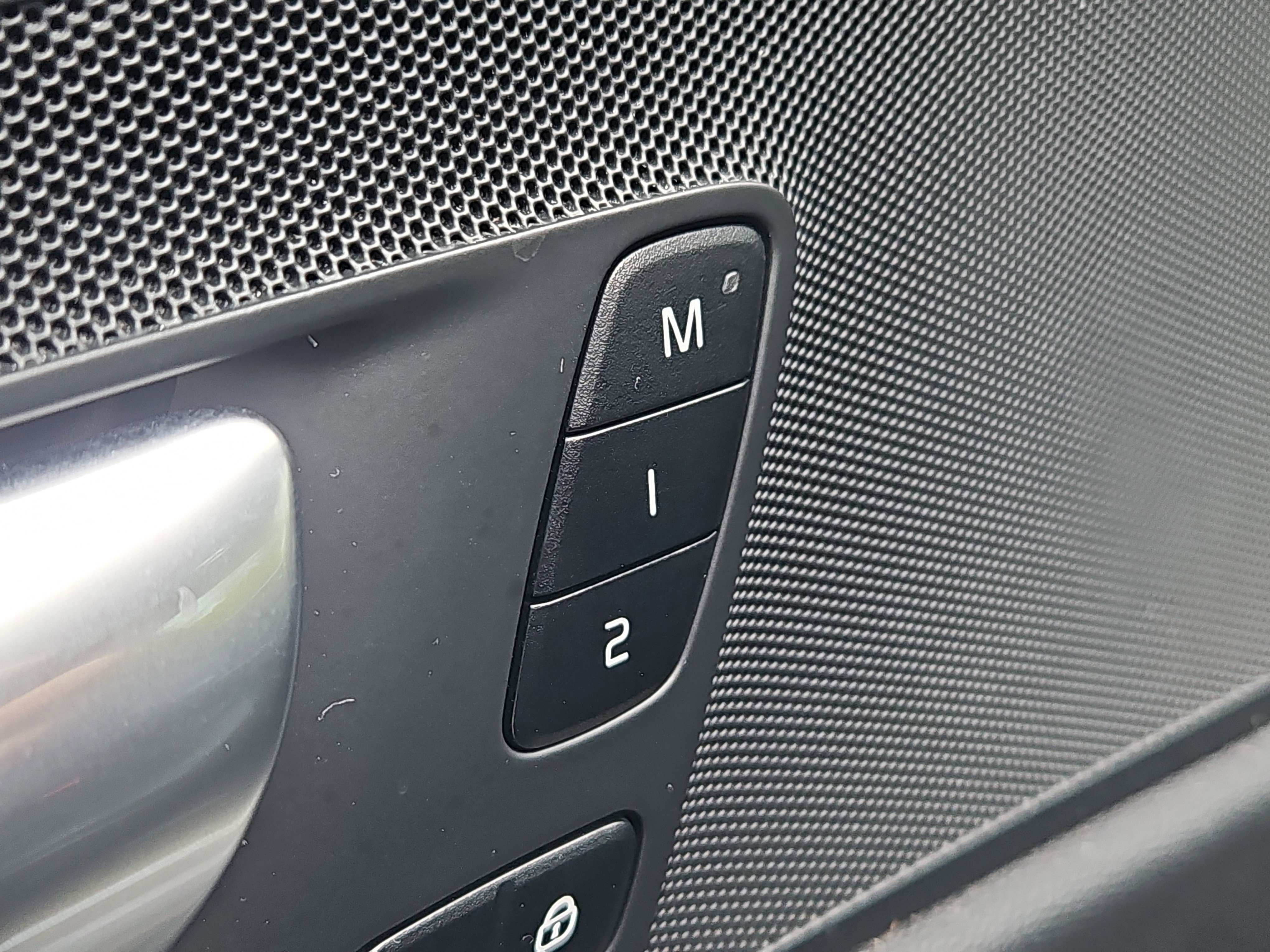 Used 2024 Volvo XC60 B5 Core w/ Climate Package image 10