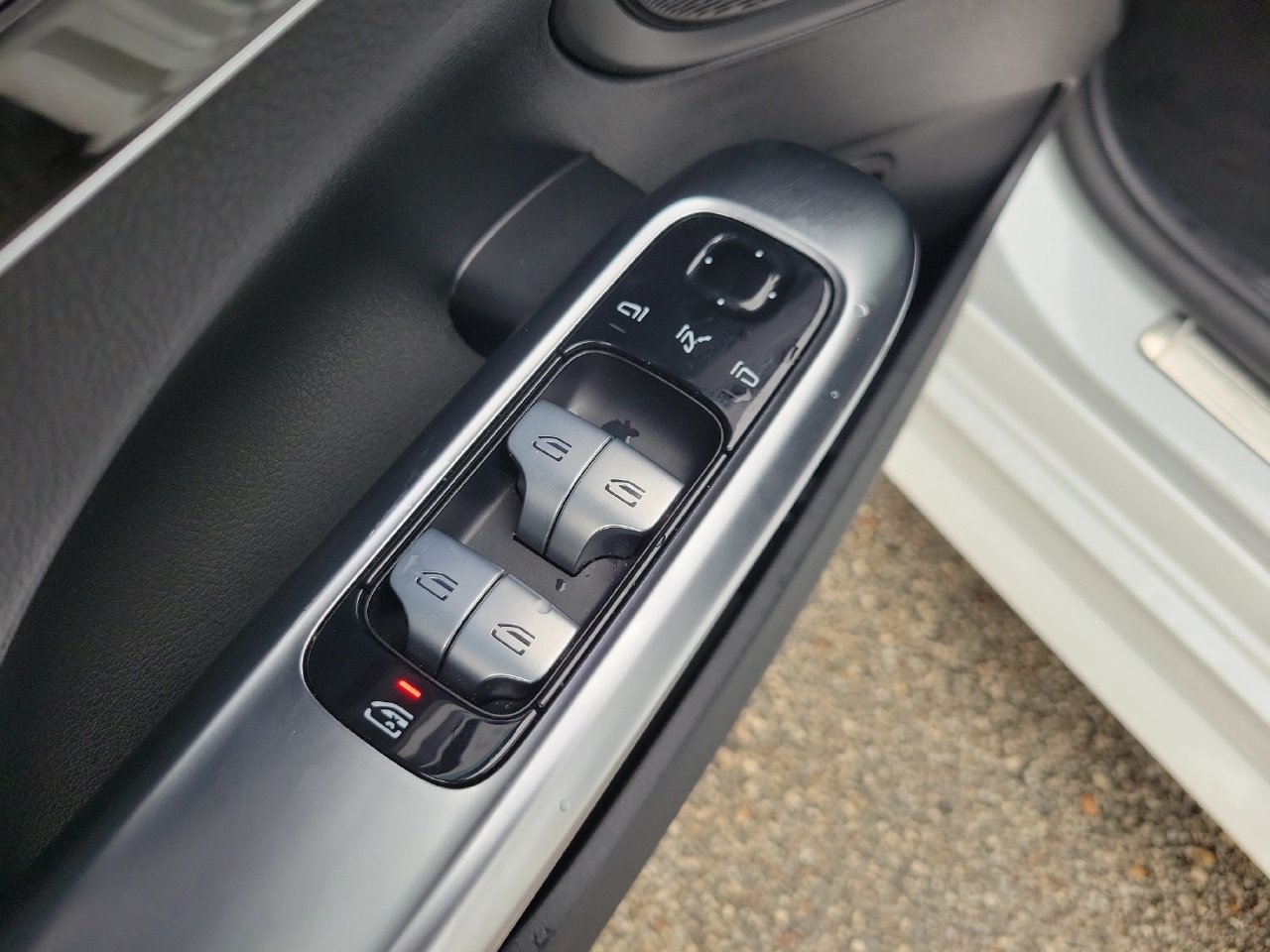 Used 2022 Mercedes-Benz C 300 4MATIC Sedan image 15