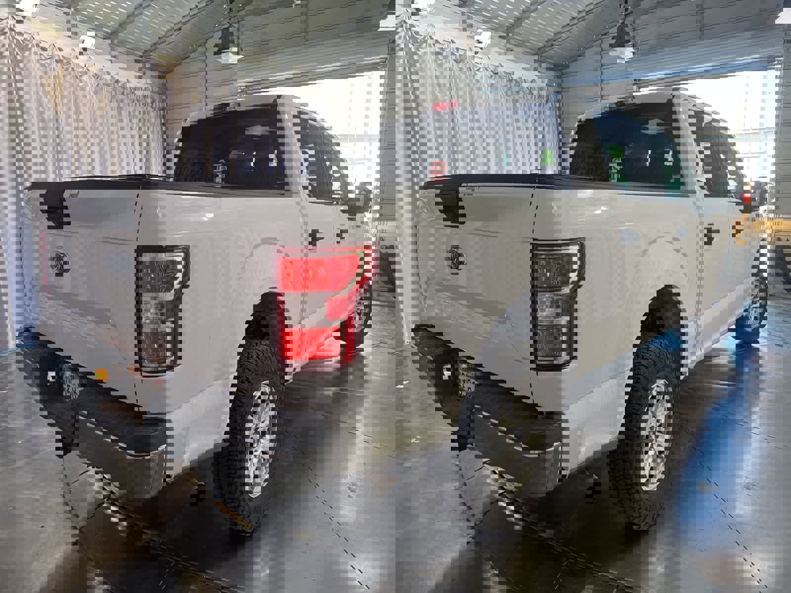 Used 2018 Ford F150 XLT w/ Equipment Group 301A Mid image 4