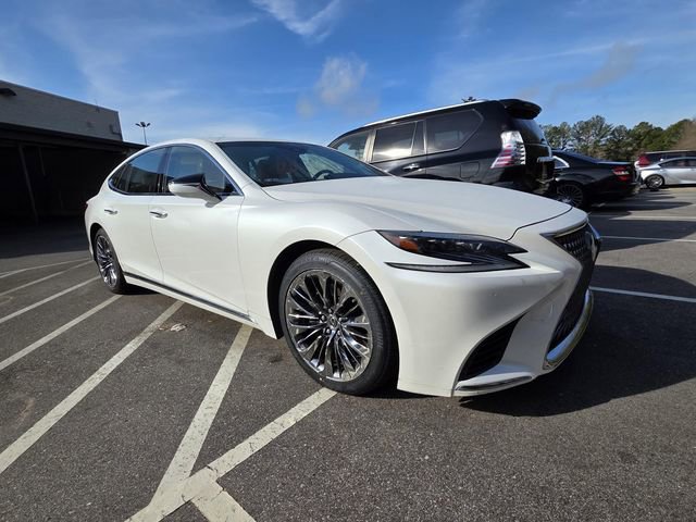 Used 2020 Lexus LS 500 w/ Accessory Package (Z2) image 1
