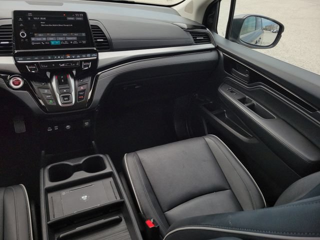 Used 2025 Honda Odyssey Touring image 17