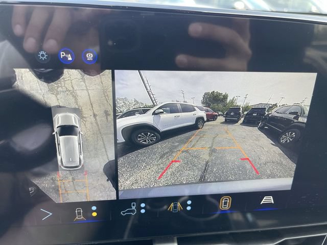 New 2027 Chevrolet Equinox LT w/ Convenience Package II AWD/4WD image 17