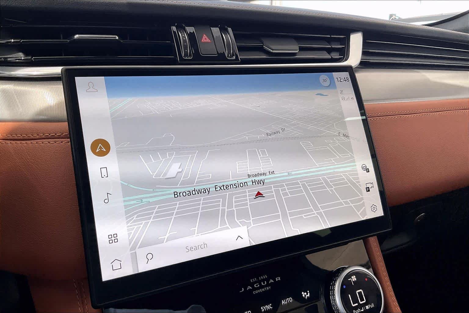 Used 2026 Jaguar F-PACE R-Dynamic S AWD/4WD image 32