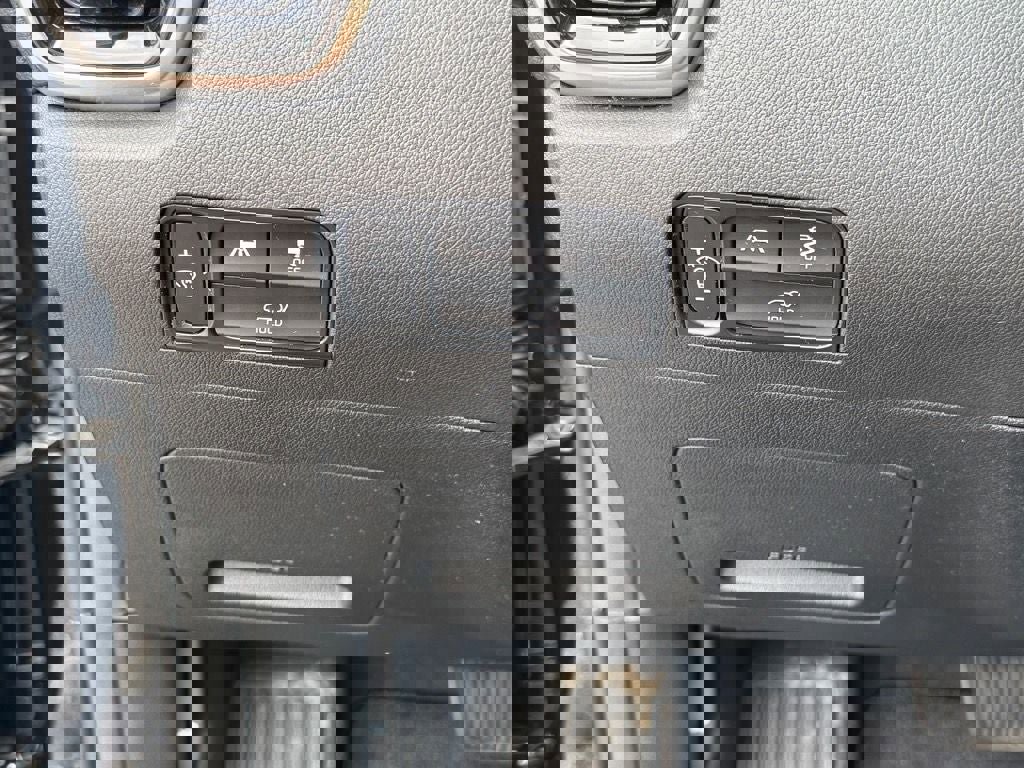 Used 2023 Kia Sorento SX image 23