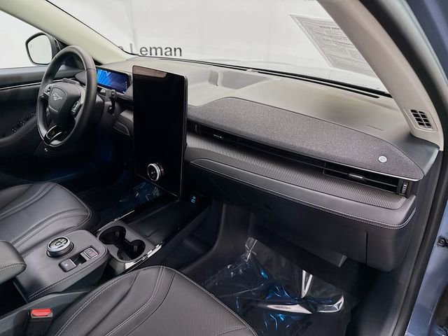 Used 2023 Ford Mustang Mach-E Premium image 30