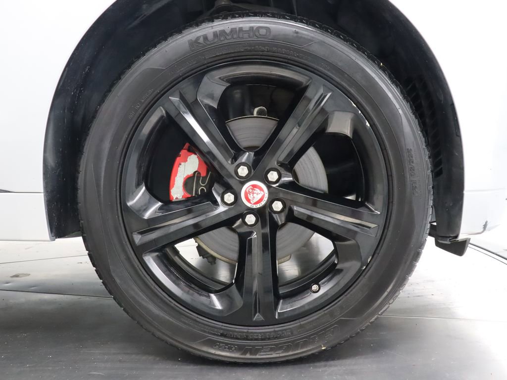 Used 2019 Jaguar F-PACE R-Sport AWD/4WD image 50