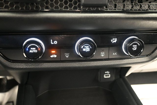 Used 2025 Honda HR-V LX image 13
