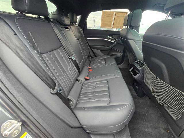 Used 2024 Audi Q8 e-tron Prestige w/ Prestige Package image 15