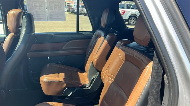 Used 2022 Lincoln Navigator L Reserve AWD/4WD image 15