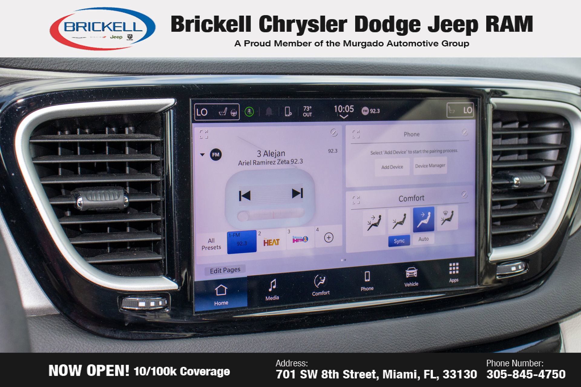 Used 2024 Chrysler Pacifica Touring-L image 31