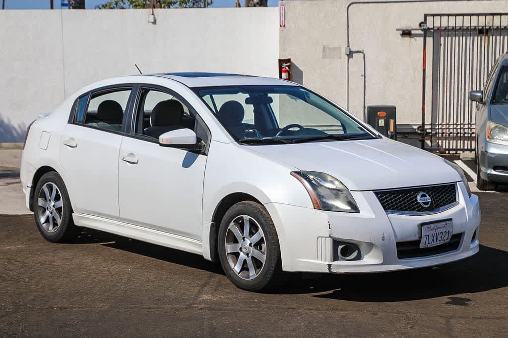 Used 2012 Nissan Sentra 2.0 SR w/ Special Edition Pkg FWD image 3