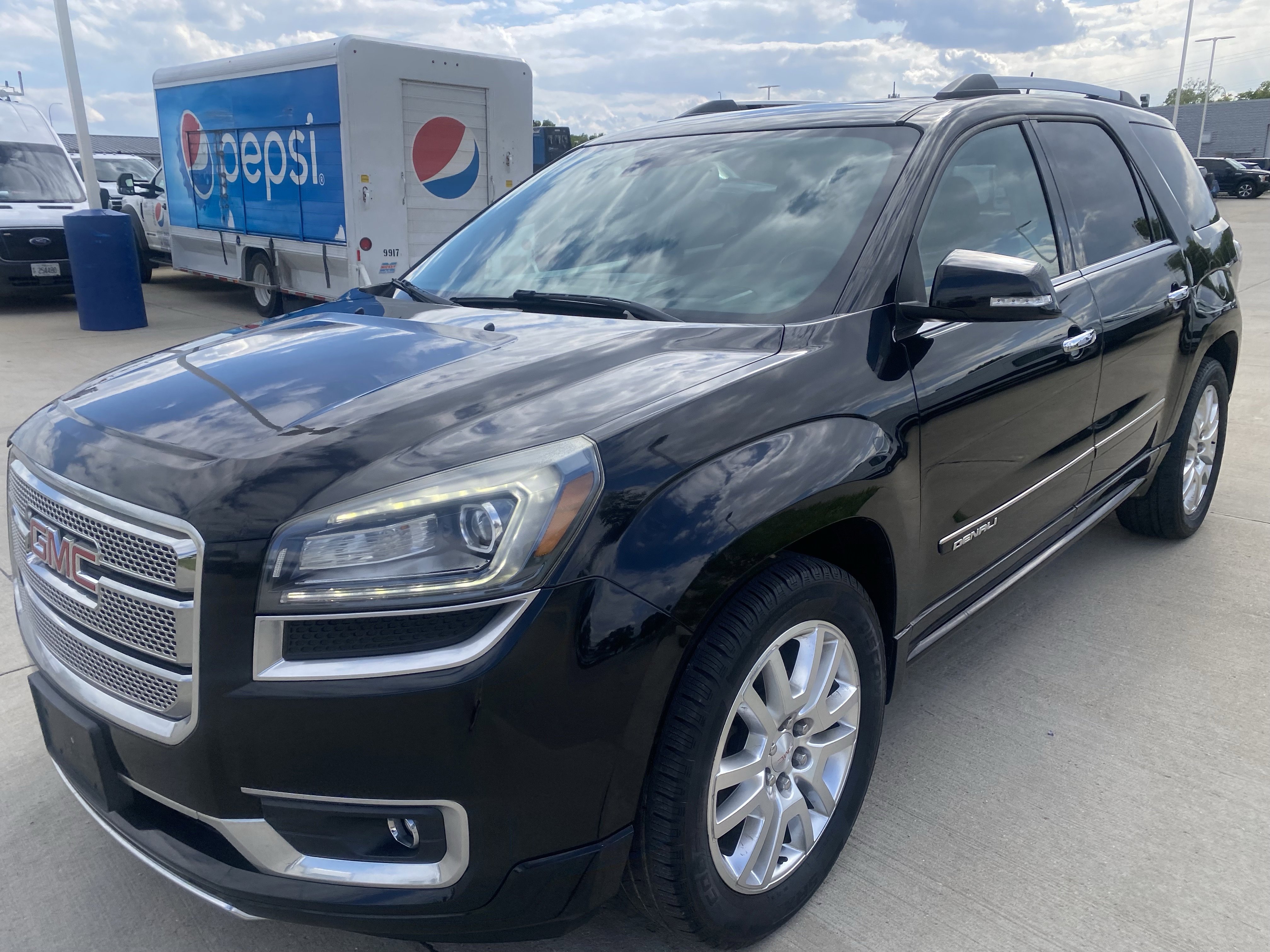 Used 2016 GMC Acadia Denali AWD/4WD image 14