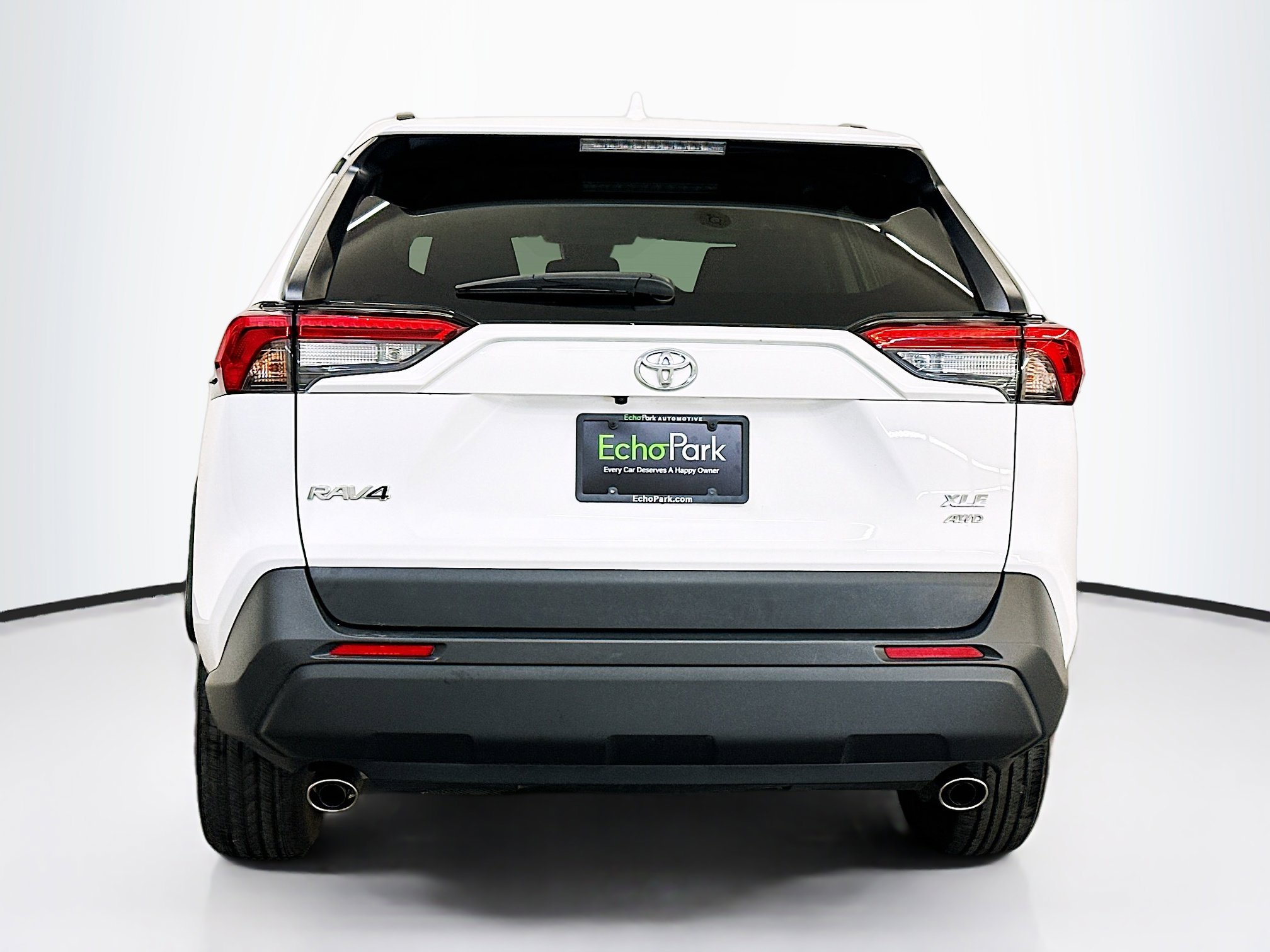 Used 2024 Toyota RAV4 XLE image 7