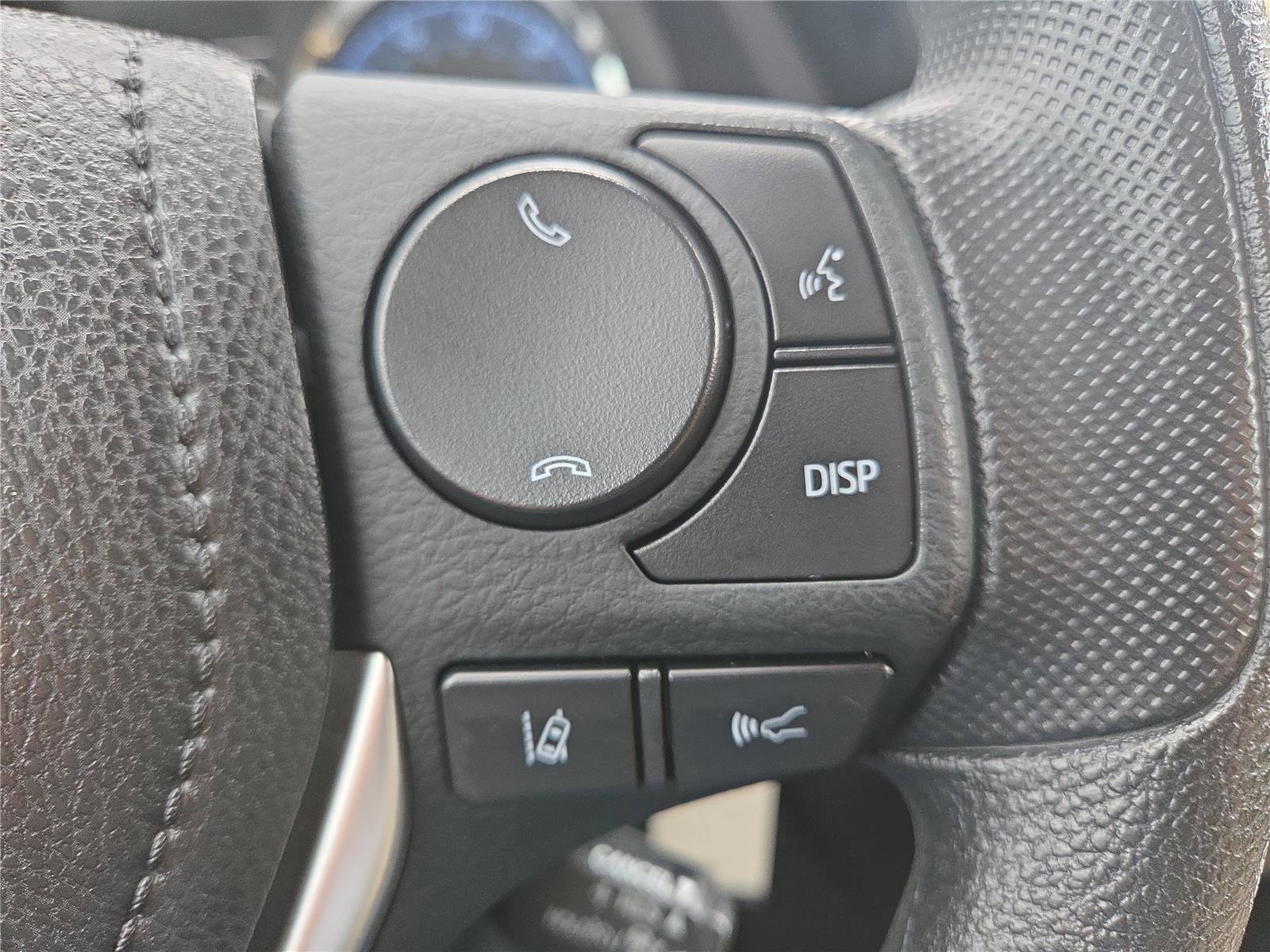 Used 2017 Toyota Corolla LE image 16