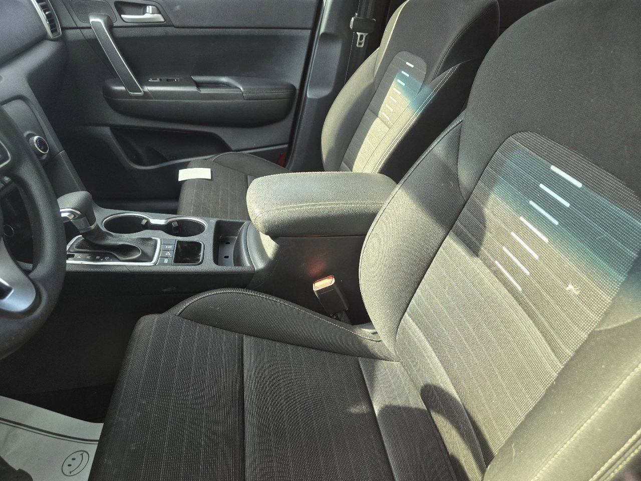 Used 2018 Kia Sportage LX image 16