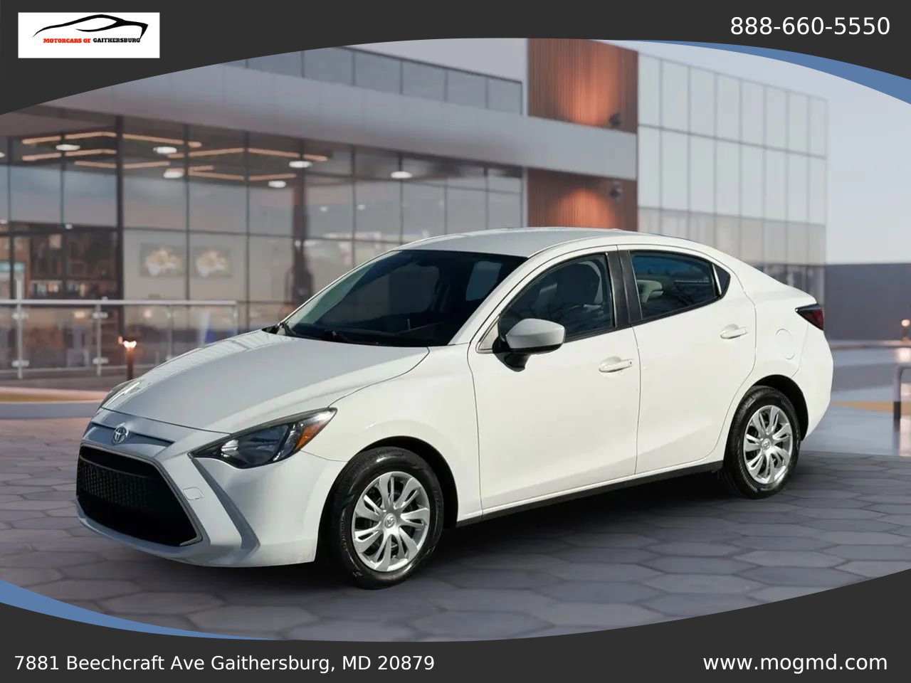 Used 2019 Toyota Yaris L image 7