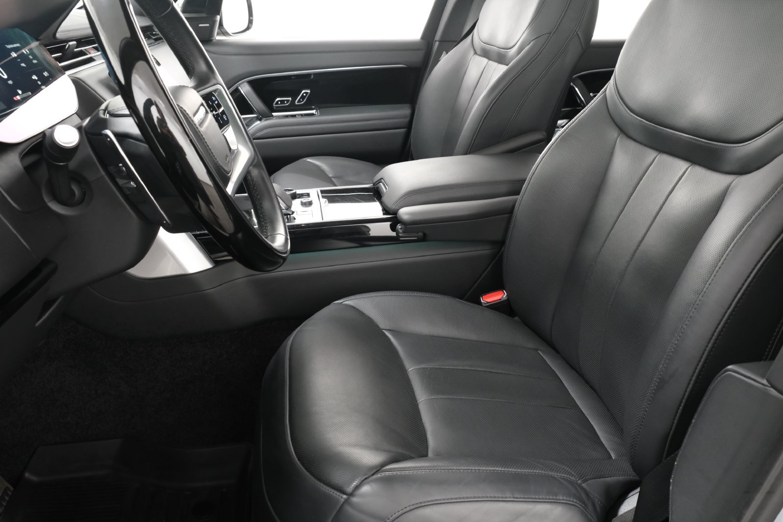 Used 2023 Land Rover Range Rover SE AWD/4WD image 29