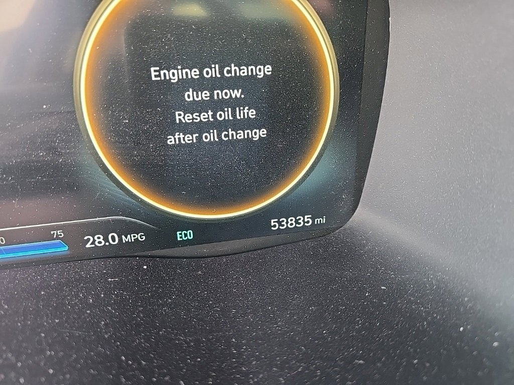 Used 2023 Hyundai Santa Fe Limited image 3