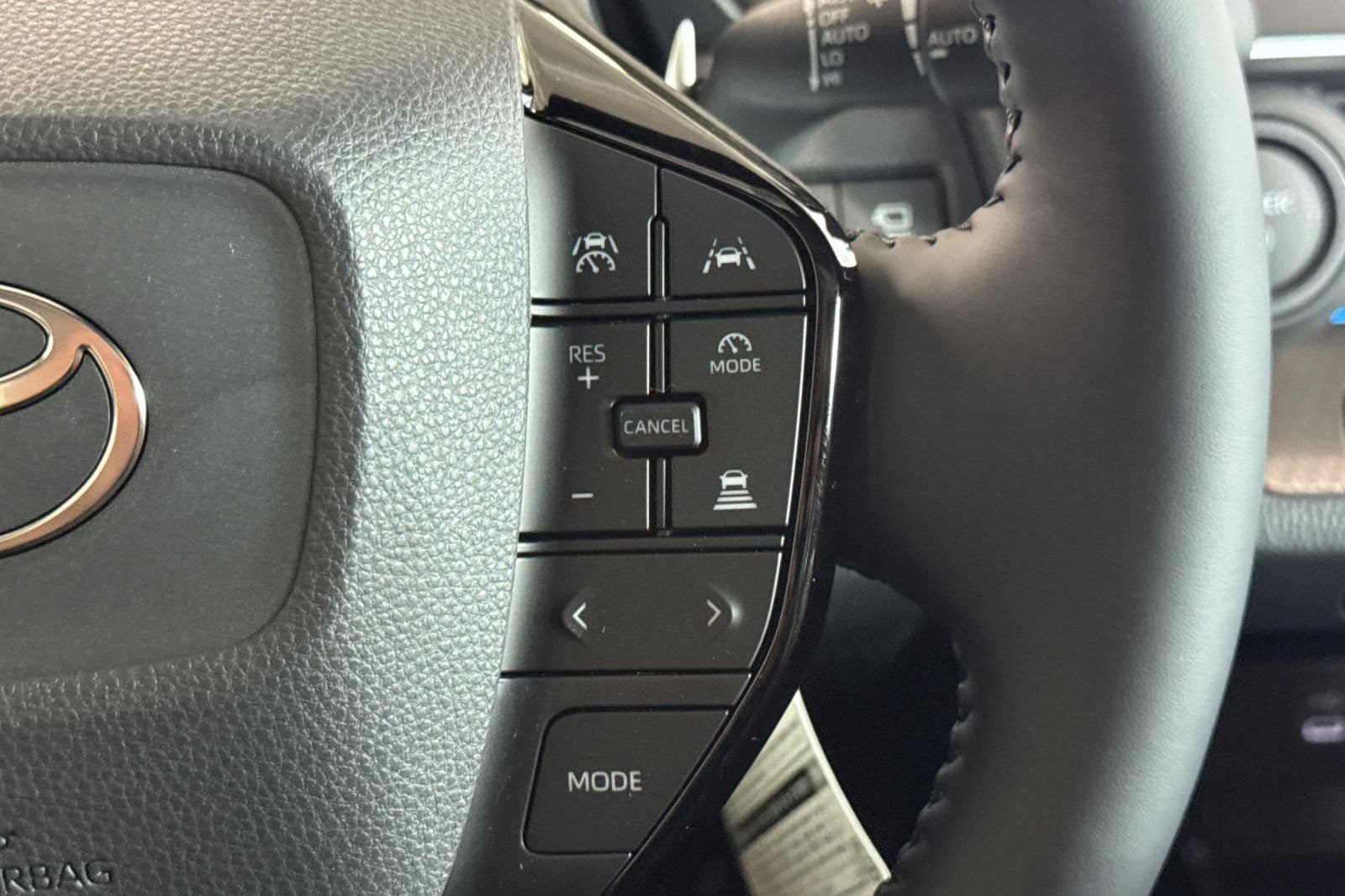 New 2026 Toyota Prius Limited FWD image 31