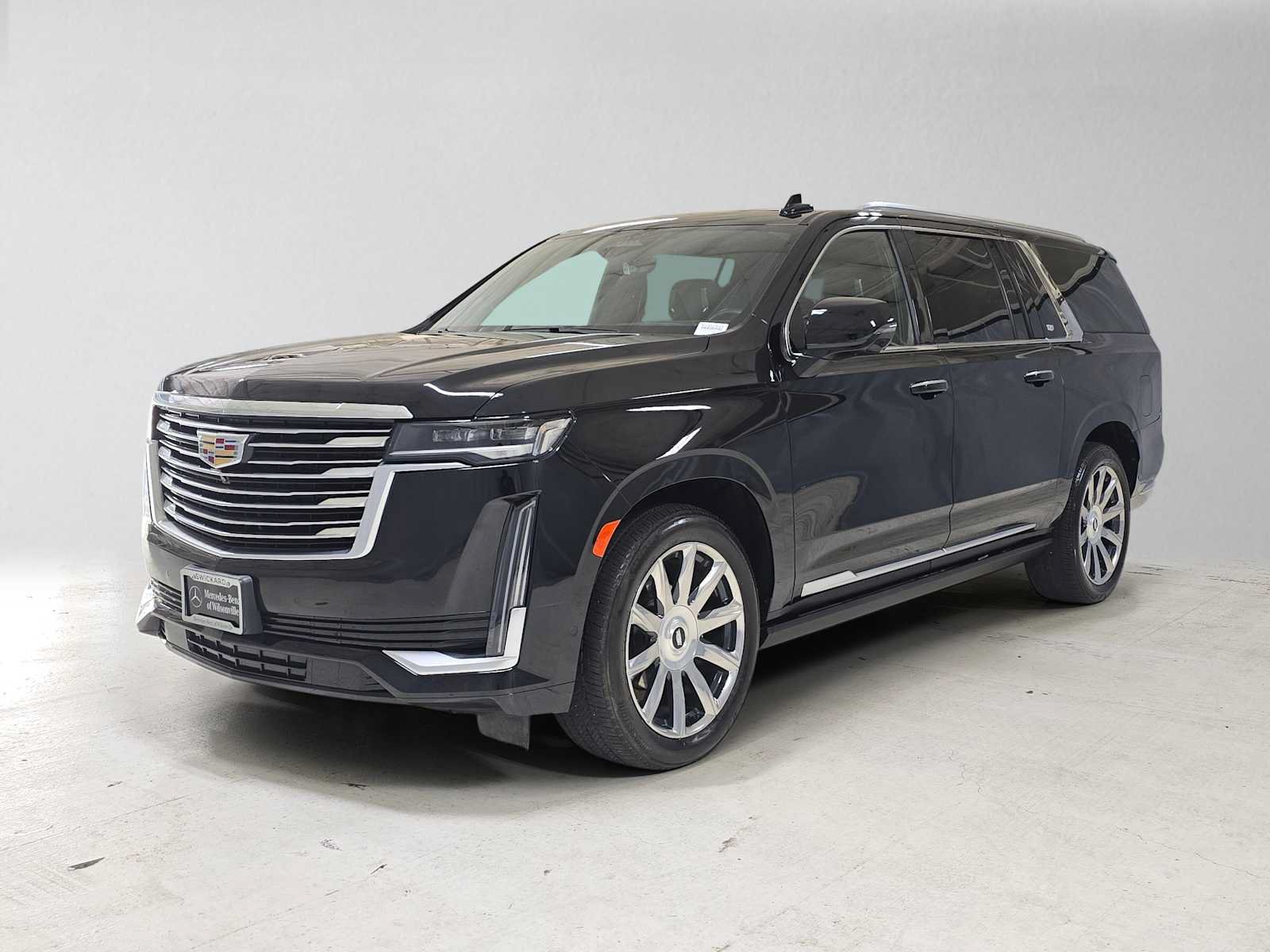 Used 2024 Cadillac Escalade ESV Premium Luxury Platinum AWD/4WD image 7