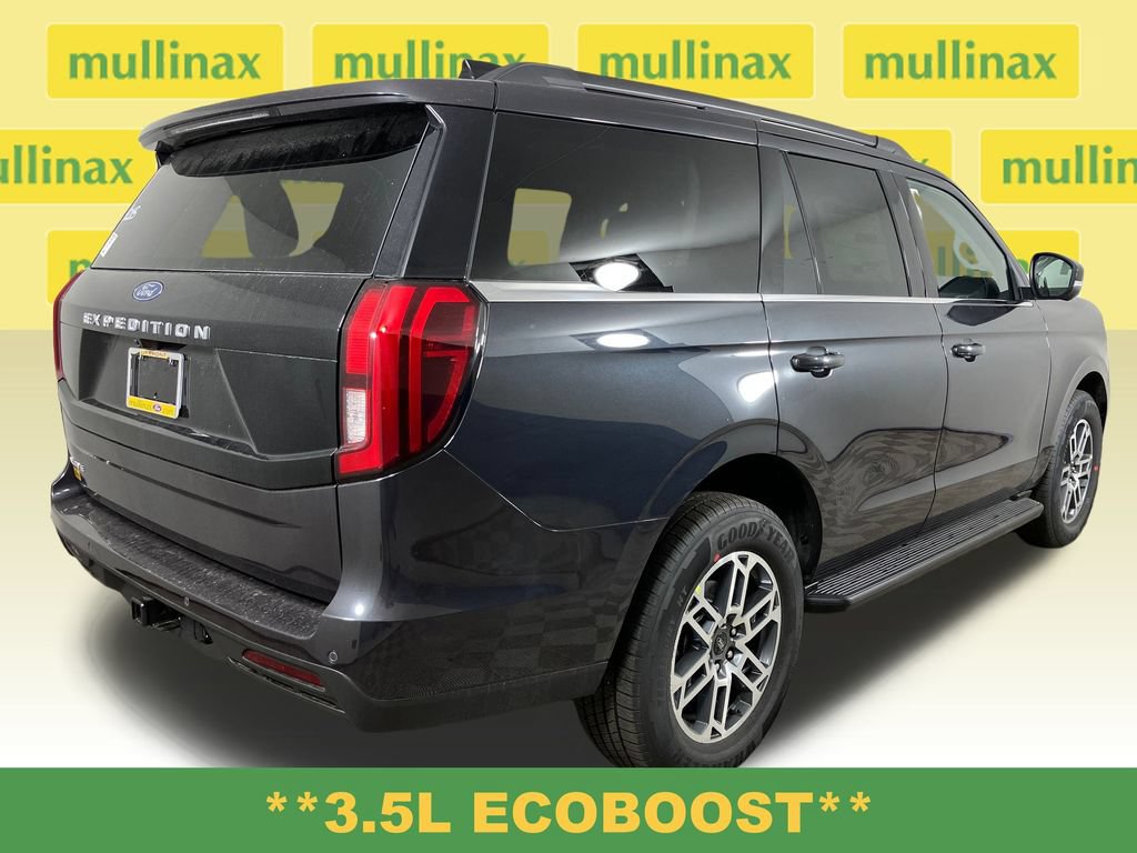 New 2026 Ford Expedition Active RWD image 4