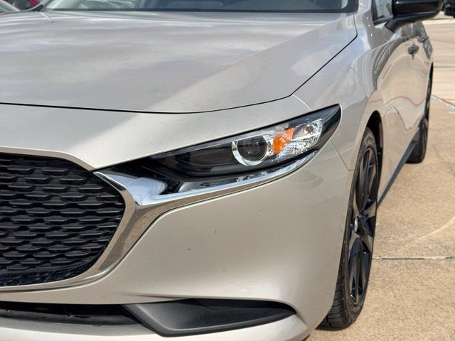 Used 2024 MAZDA MAZDA3 s FWD image 9