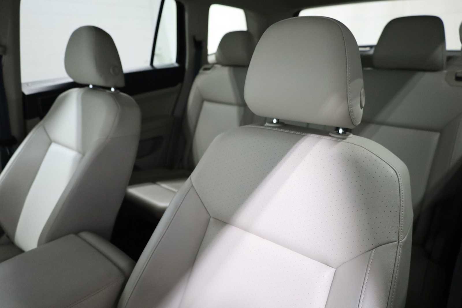 Used 2019 Volkswagen Atlas SE image 18