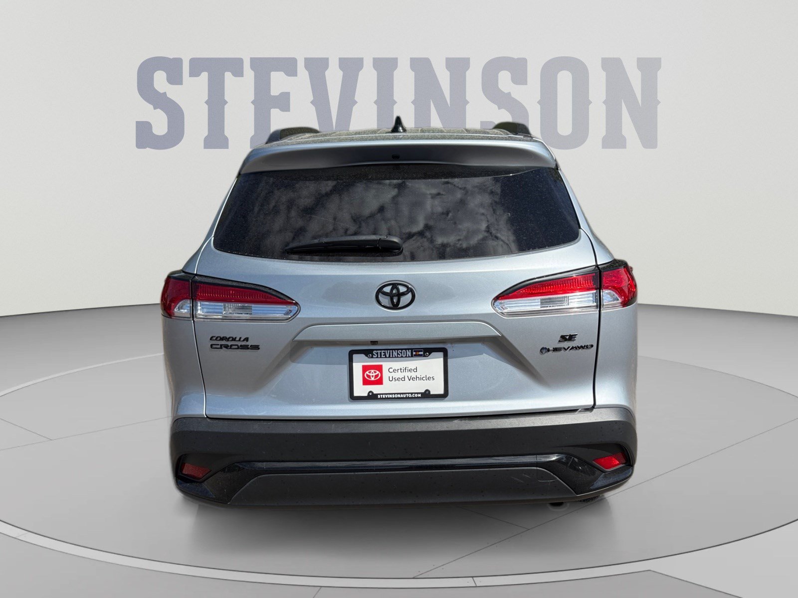 Used 2025 Toyota Corolla Cross AWD Hybrid w/ Moonroof Package image 4